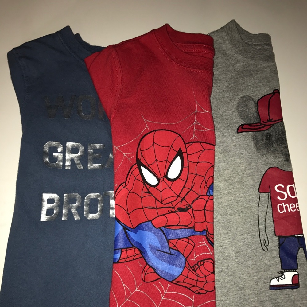 3 Boys 4T TeeShirt bundle ( Marvel, Carters,  CP)